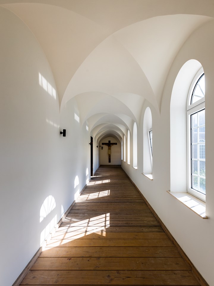 Zabra Karmel Aalst kloostergang