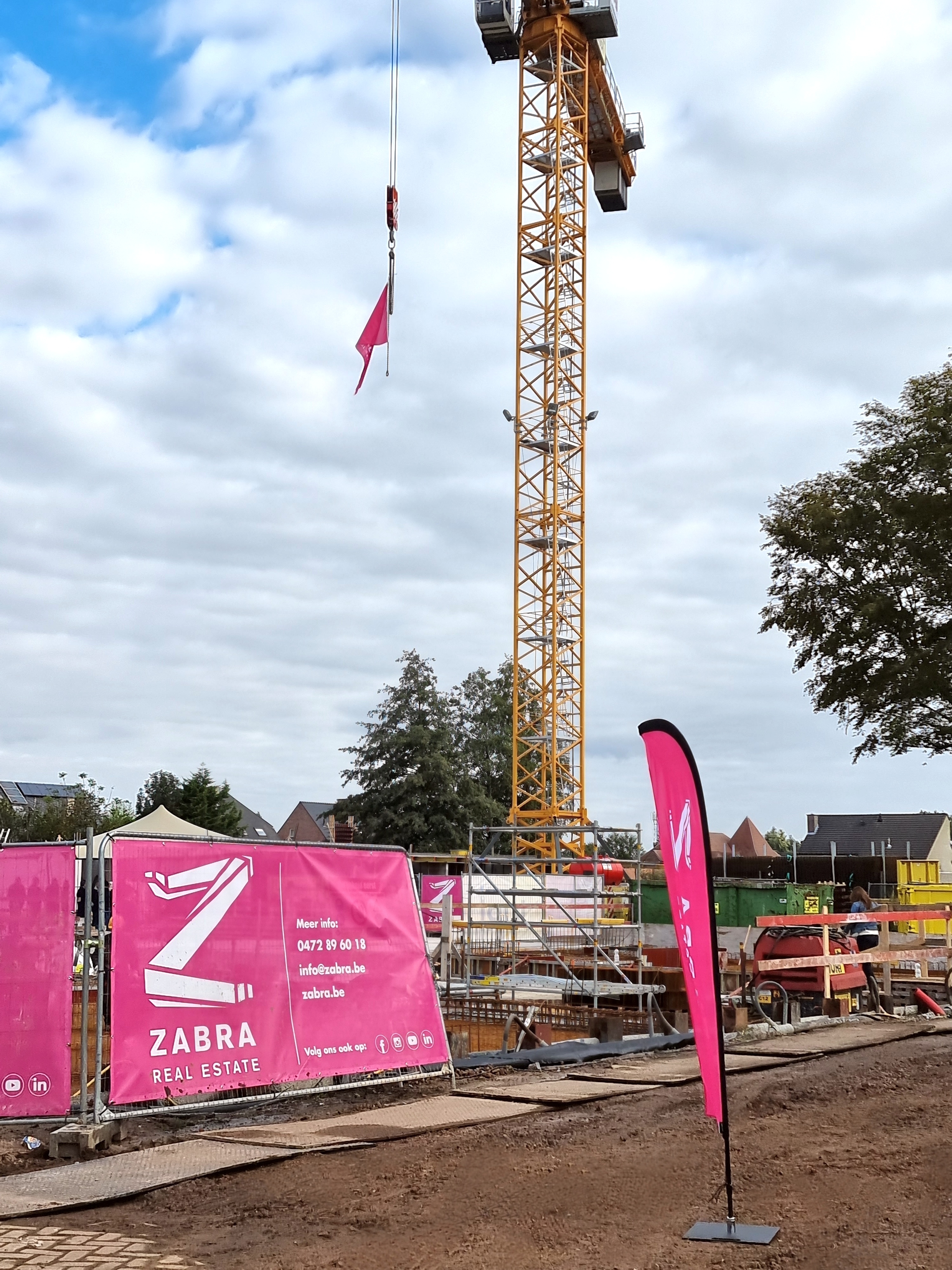 01FJ9CAFT99VF8BZ2FVF257M93