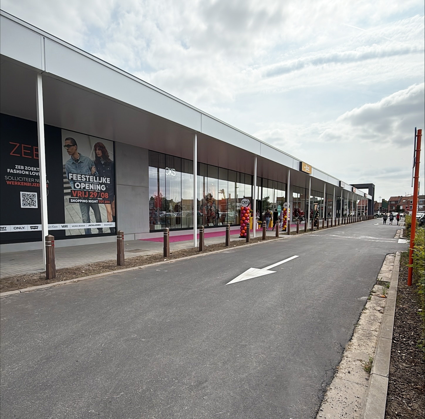 Menen Tyber Shopping (2)