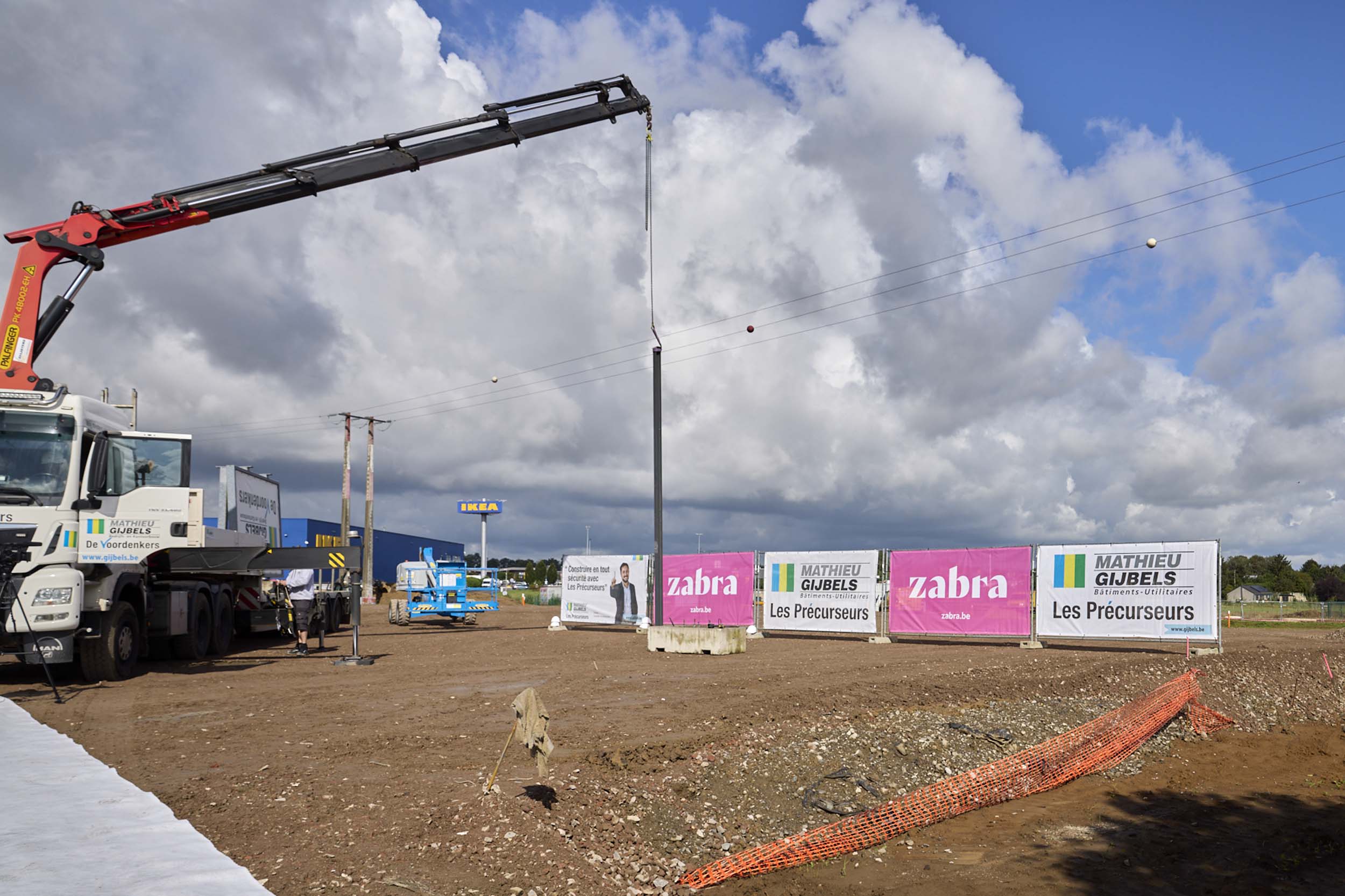 Eerste kolomzetting Business Park Awans 