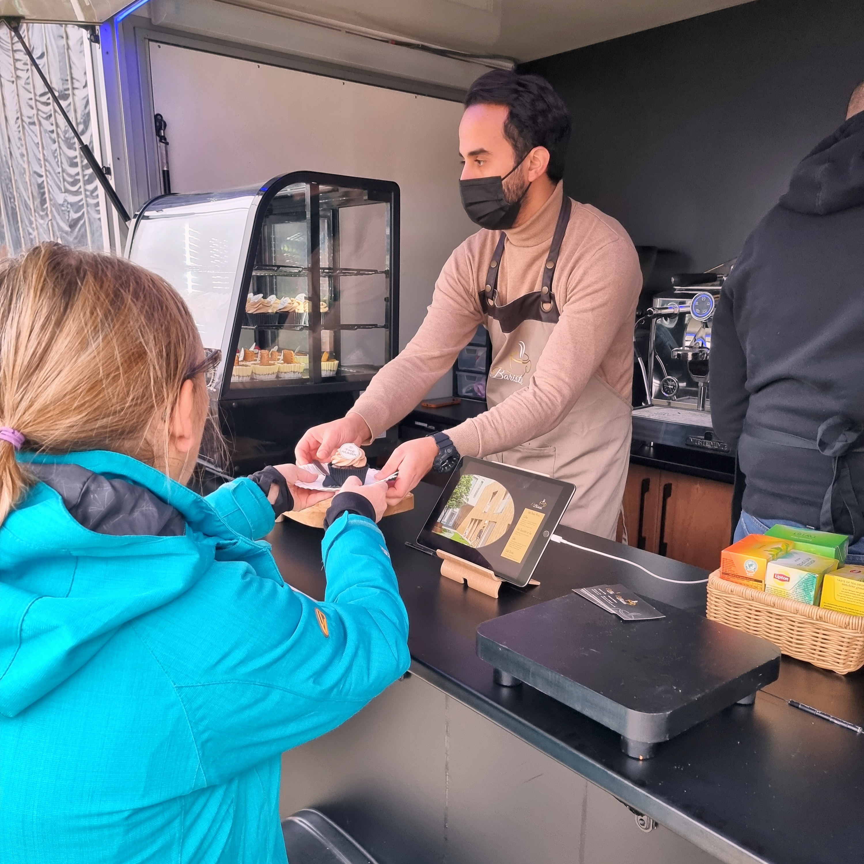 01FMZ9RT3A2VYZAG5YYJAXMJMK