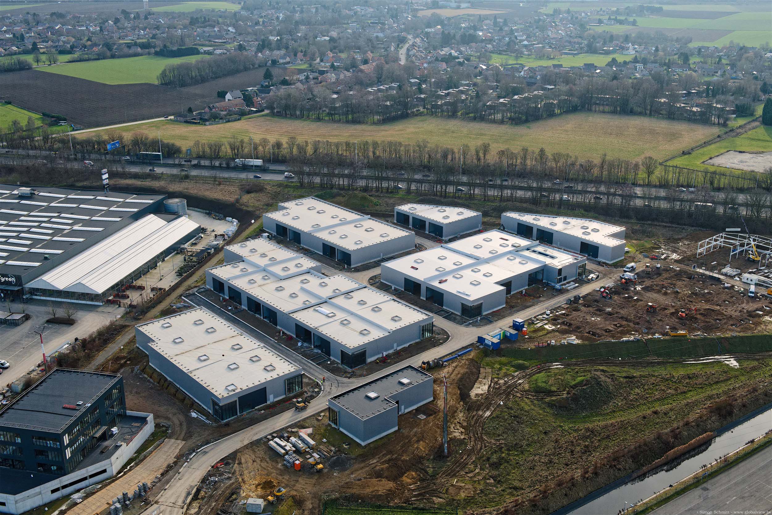 Business Park Awans